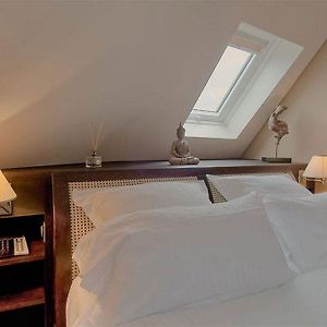 Voyage Suite